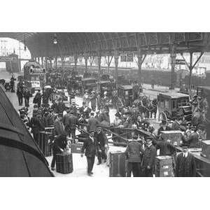  Paper poster printed on 20 x 30 stock. Paddington Station 