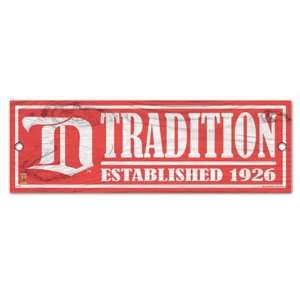  Detroit Red Wings NHL Hockey Tradition Wood Sign: Sports 
