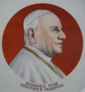 Stunning POPE JOANNES XXIII PONTIFEX MAXIMUS Plate (O)  