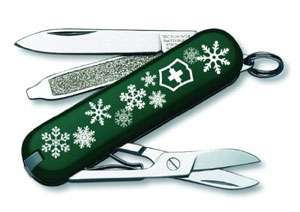   SD Hunter Green Snowflake Design Swiss Army Knife: Sports & Outdoors