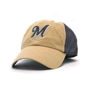 Milwaukee Brewers Two Tone Franchise Fitted Cap   Khaki 