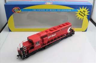 Athearn HO Scale Locomotive CP Rail SD40 #5556  
