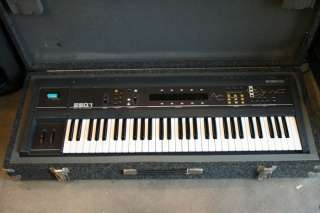   his auction is for an Ensoniq ESQ 1 Digital Wave Synthesizer Keyboard