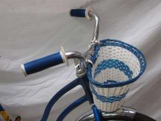 Vintage 1985 Schwinn Bantam Girls Bike 20 Wheels Basket Fenders Chain 