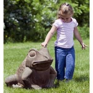  giant garden frog garden statue: Patio, Lawn & Garden