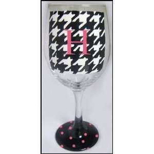    Houndstooth Hand Painted 16 Oz. Wine Glass