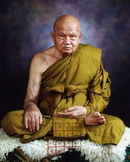 PHRA LP TIM THAI BUDDHA MONK IMAGE AMULET GOLD PENDANT  