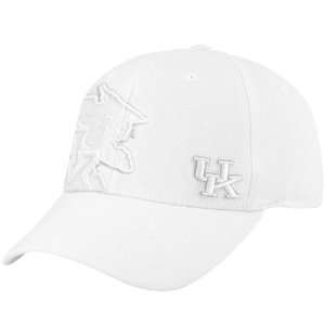  Top of the World Kentucky Wildcats White Refraction 1Fit 