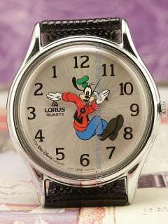 Excellent Disney Lorus Quartz Backwards Goofy Watch  Runs in Reverse 