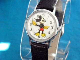   US TIME / TIMEX MID SIZE MECHANICAL MICKEY MOUSE WATCH, MINTY  
