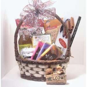  Natural Gift Baskets 218 Welcome Basket: Patio, Lawn 