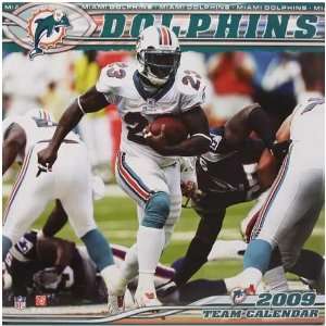  Miami Dolphins 2009 Team Calendar: Sports & Outdoors