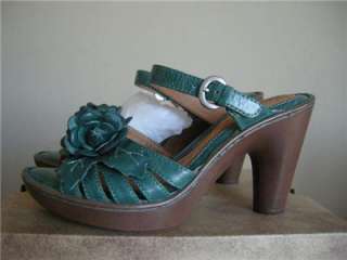 Born CORNFLOWER PAVONE SANDALS SIZE 9/Euro 40 Last pair  