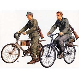  Tamiya   1/35 German Soldiers w/Bicycle (Plastic Figure 