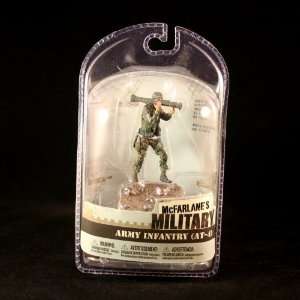  * 3 INCH * ARMY INFANTRY (AT 4) McFarlanes Military 3 