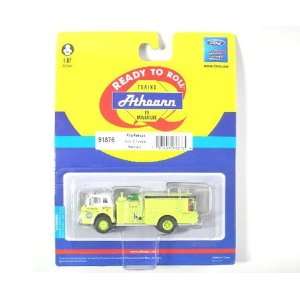    HO RTR Ford C Fire Truck/Short, Fire Rescue #2: Toys & Games