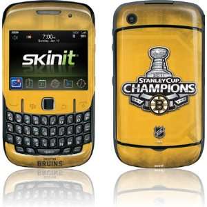 2011 NHL Stanley Cup Champions Boston Bruins Yellow Background w/ Cup 