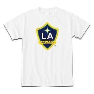    LA Galaxy 08 Youth Crest Soccer T Shirt: Sports & Outdoors