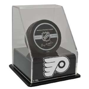  Philadelphia Flyers Hockey Puck Display Case with Angled 