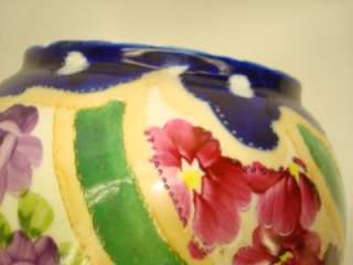  to be offering this lovely hand painted footed covered, tea , ginger 