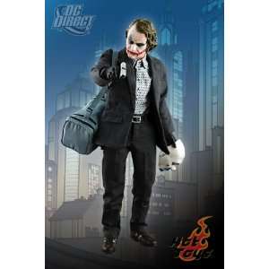  Hot Toys The Dark Knight 16 Scale Bank Robber The Joker 