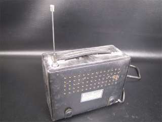 Vintage Channel Master AM/FM Transistor Radio #6228  