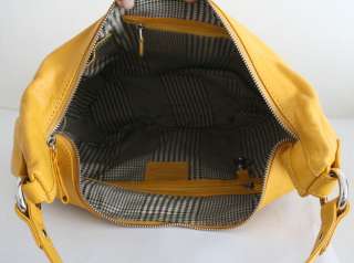   pocket, wall patch front pocket & zipper pocket, attached dog hook