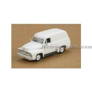   Scale Ready to Roll 1955 Ford F 100 Panel Truck   White Toys & Games
