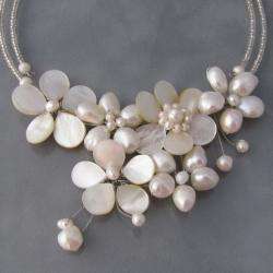 Memory Wire White Pearl Cluster Flower Choker (Thailand)   