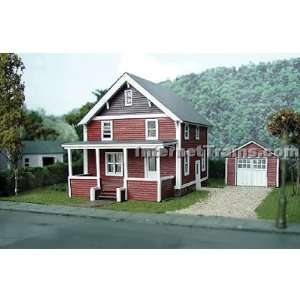    Branchline Trains HO Scale The Suburban House Kit Toys & Games