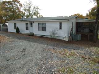   FRONT HOME LAKE GREENWOOD S.C. BOAT RAMP, PIER, POOL, MUST SEE  