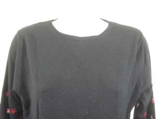 Description You are bidding on an INC Black Flower Pullover Sweater 