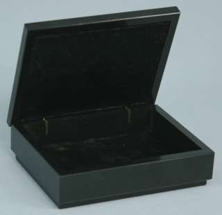 This is a beautifully polished Gemstone Jewelry Box from 