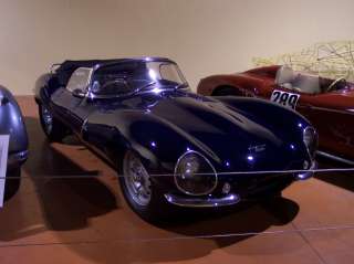 1957 Jaguar XKSS Roadster blue met. by Auto Art 53751  