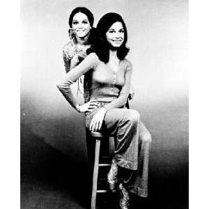  Mary Tyler Moore Show 12x16 B&W Photograph