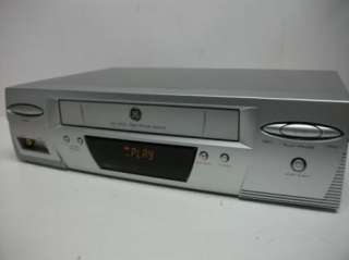 General Electric 4 HEAD VHS VCR VG4045 Recorder player  