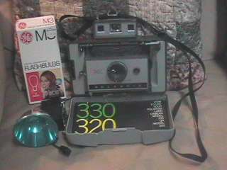 Polaroid Instant Film Camera One Step 320 W Case  