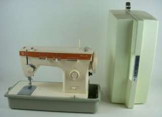 Singer Fashion Mate   Sewing Machine # 362  