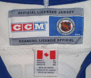 hello and welcome to our store label ccm team toronto maple leafs 