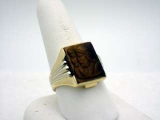 Art Deco Tiger Eye Relief Yellow Gold Mens Ring 7.5 g  
